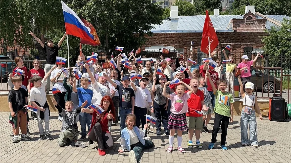 ☀️А у нас в начальной школе в лагере прошел удивительный квест «Хоровод дружбы народов»!

🧡Ребята р