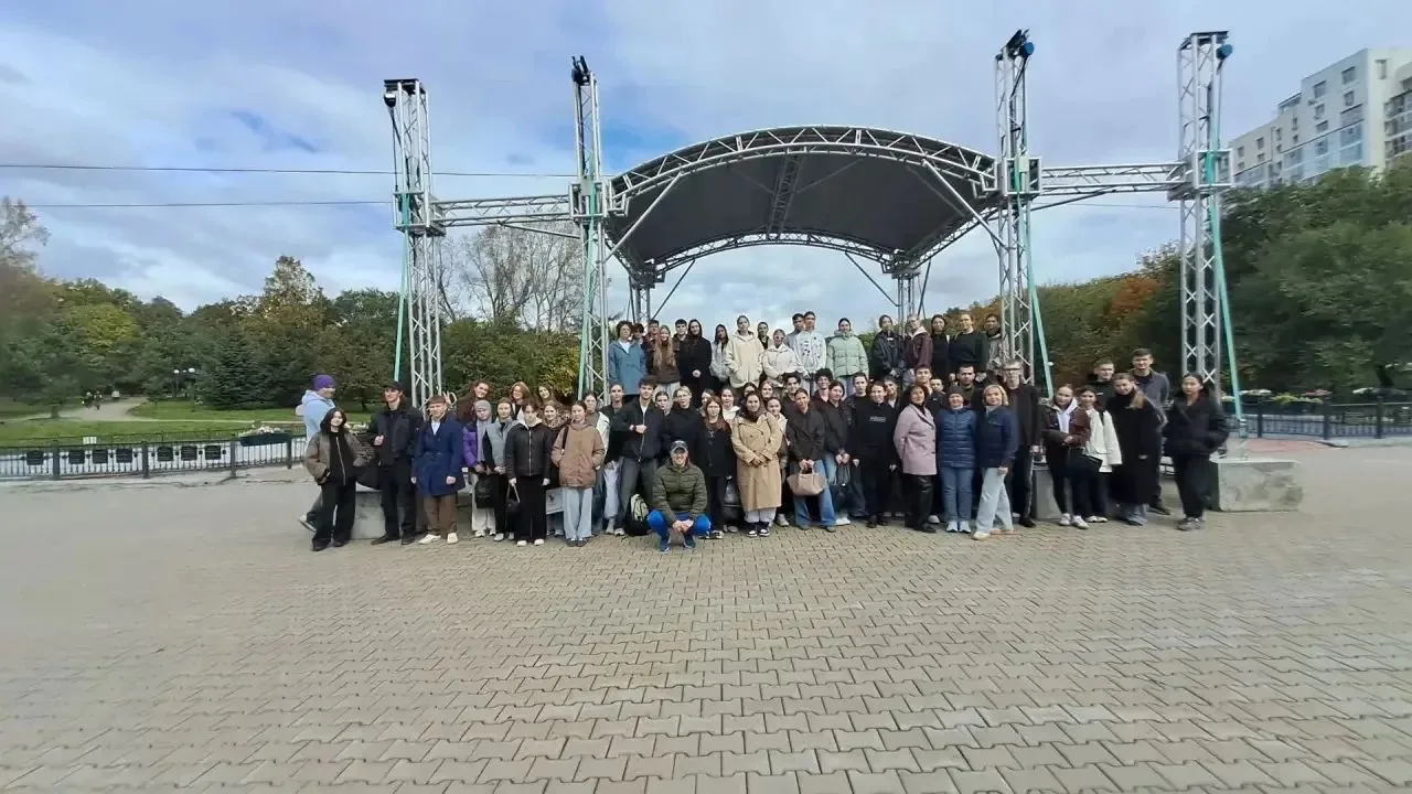 ✨ 2 октября студенты ДВГМУ  по доброй традиции приняли участие в акции «Шаги здоровья».