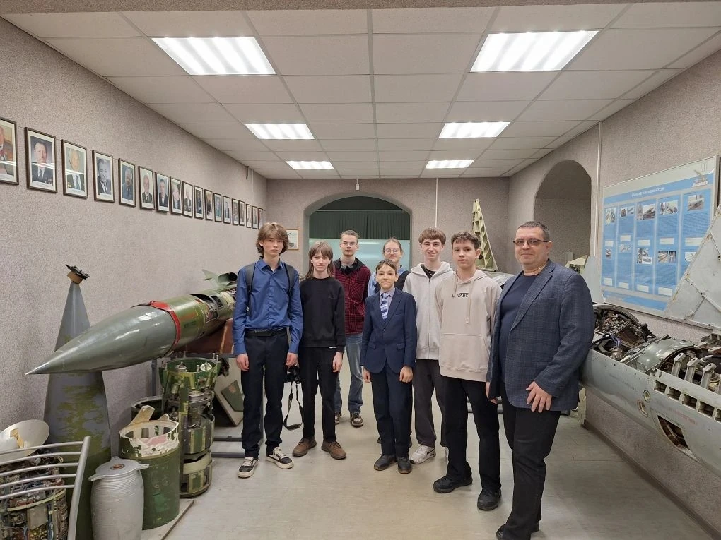 Один шаг от «Научного парка» к «Планете Военмех», как космонавтика открыла новый мир🌠   11 апреля, в