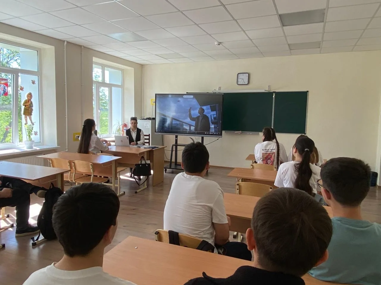 20. 05. 2026г. в ДК с. п. Нижний Курп прошел просмотр социального видеоролика "Дрон. Внимание!"

#ДК