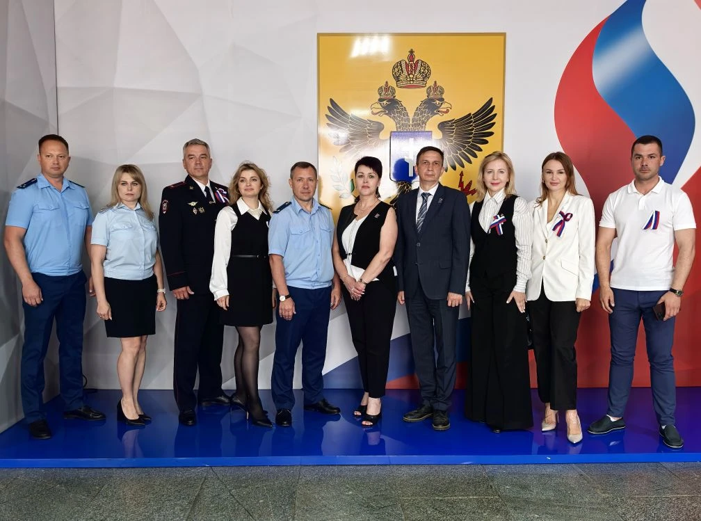 🇷🇺 В единстве наша сила: В Геническе отметили День России!