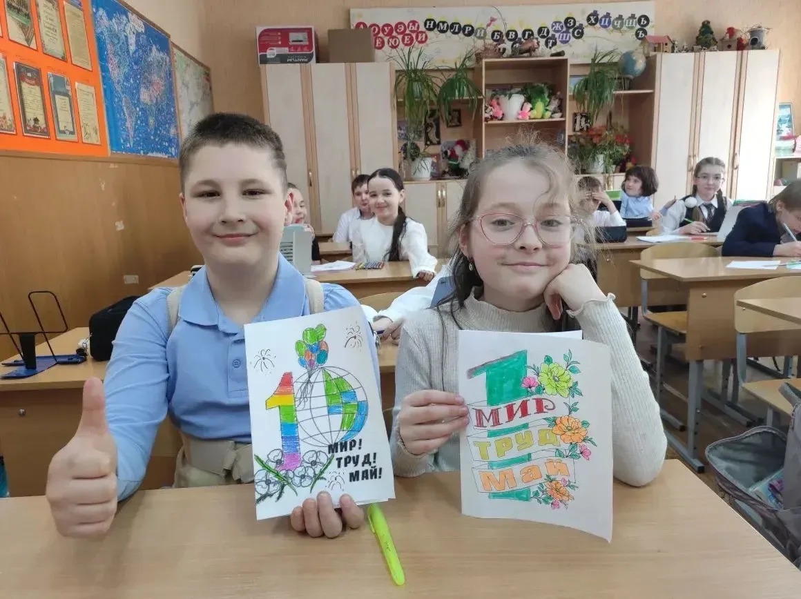 🌸 Готовим праздник весны и труда вместе!🌸