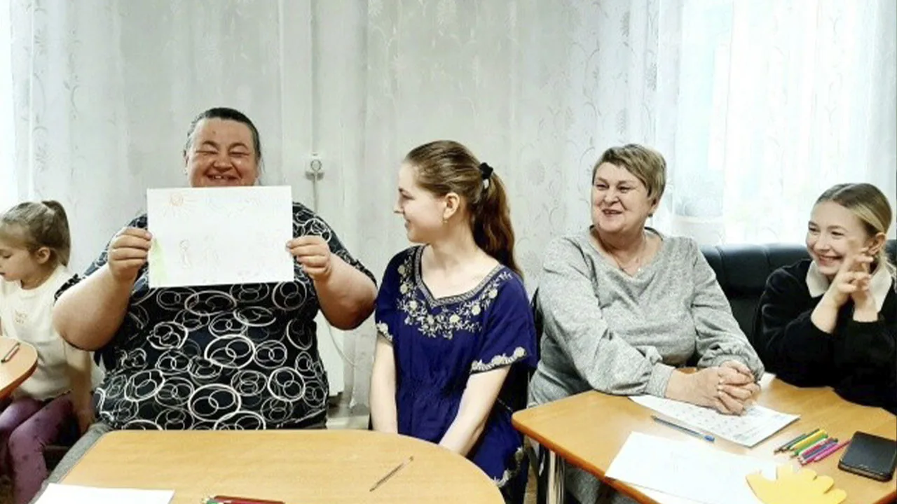 👪 Всей семьёй в библиотеку 📚.  📅 17 мая в читальном зале Идринской библиотеке встретились 6 семей 👪,