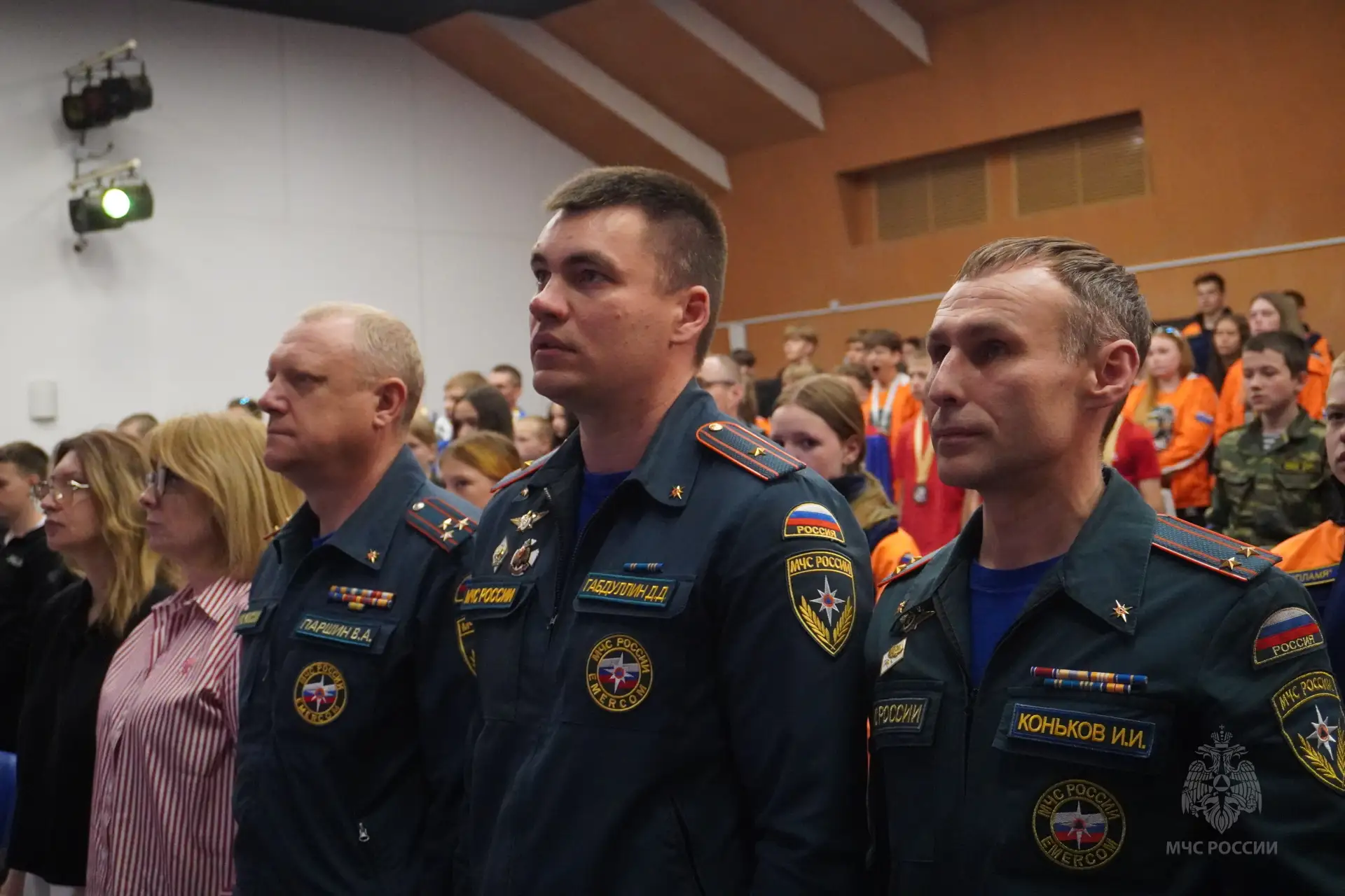 🏆 В Первоуральске определили лучших юных спасателей Свердловской области  На территории физкультурно