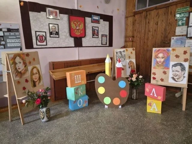 Районный пленэр: «Здесь души моей Родина»состоялся вчера на базе Нижнедобринской средне...