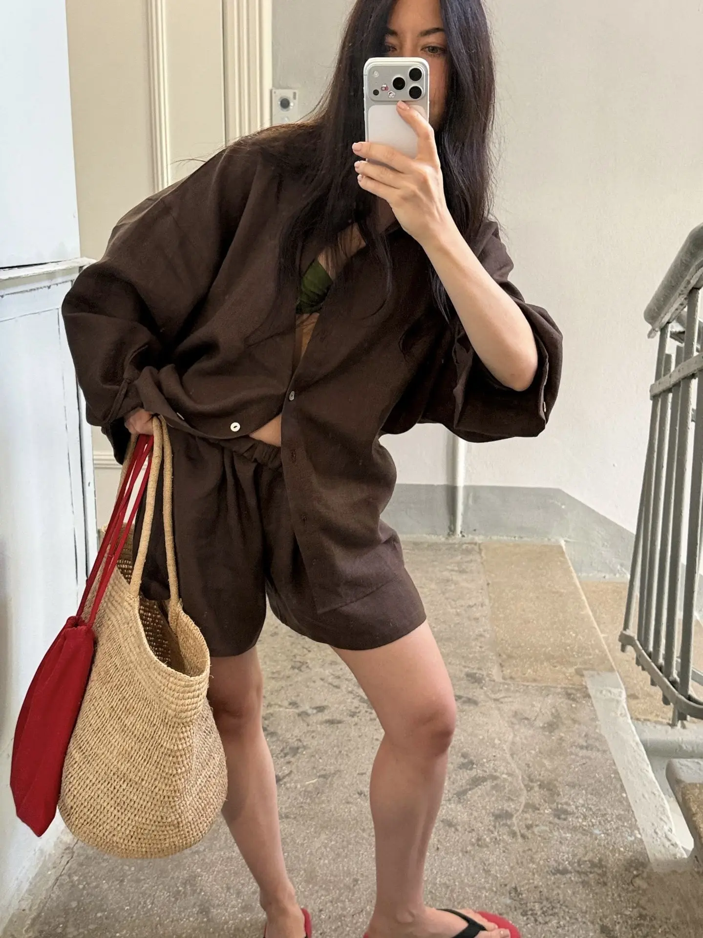 SUMMER SALE | до -50% 🤍

Сегодня вдохновляемся летними образами друзей нашего бренда и заодно напом