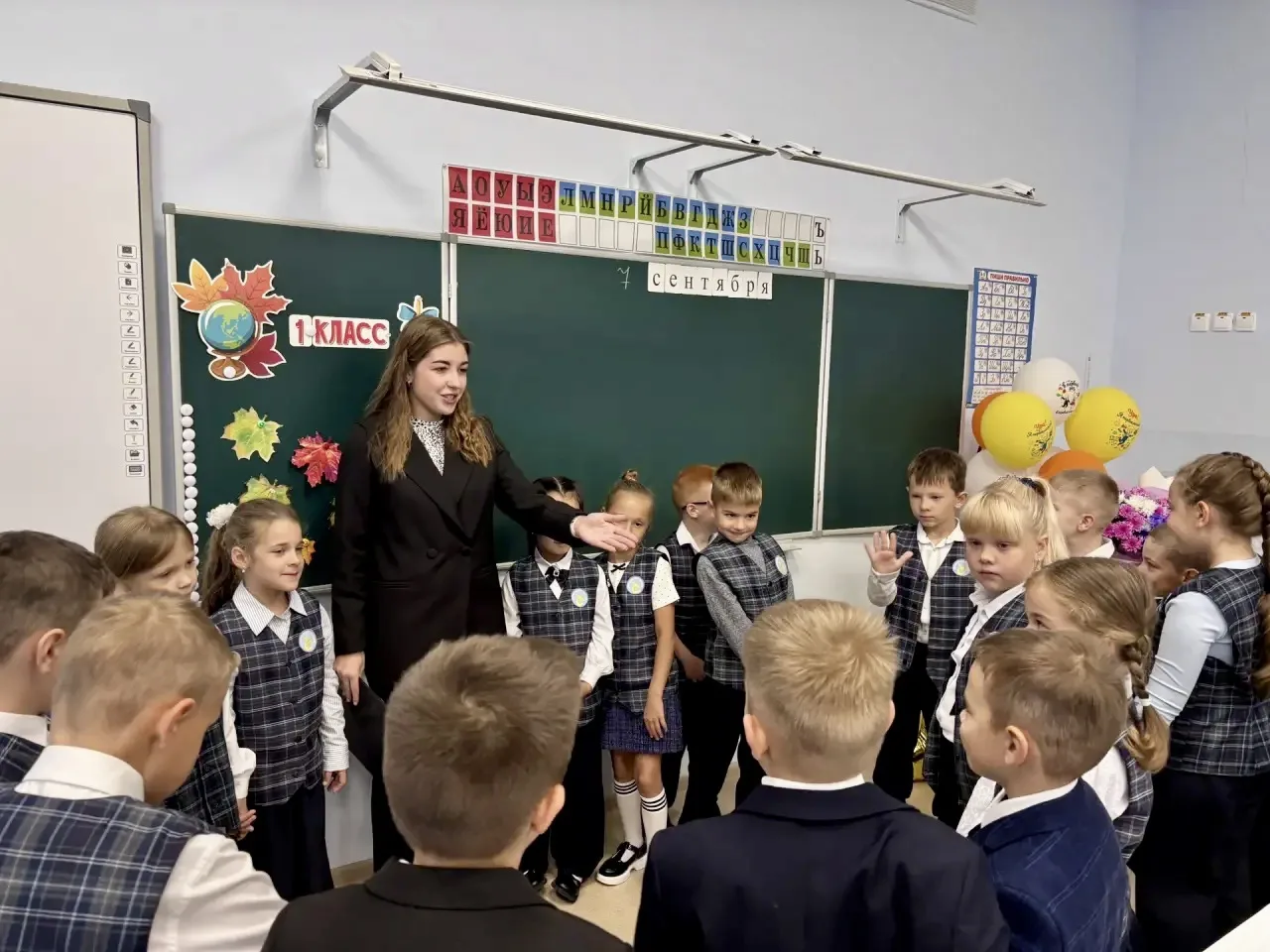 🌟 ЗНАКОМСТВО СО СТАРШЕЙ ВОЖАТОЙ В ПЕРВЫХ КЛАССАХ 🌟