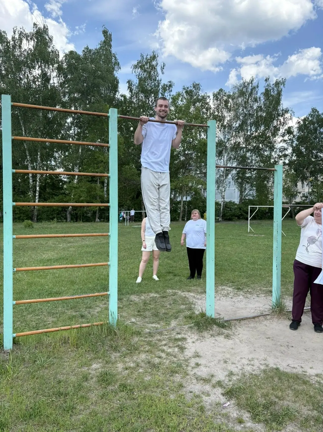 Сосенская школы №1 им. Героя РФ Игнатова В.Н. покоряет нормы ГТО