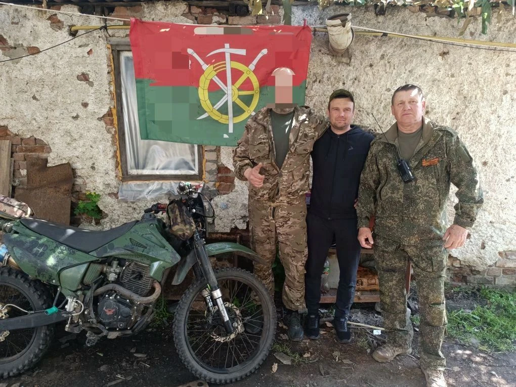 📦 От хутора до передовой: жители Каменского района помогают землякам  ✅ Волонтеры группы «ZaSVOих» п