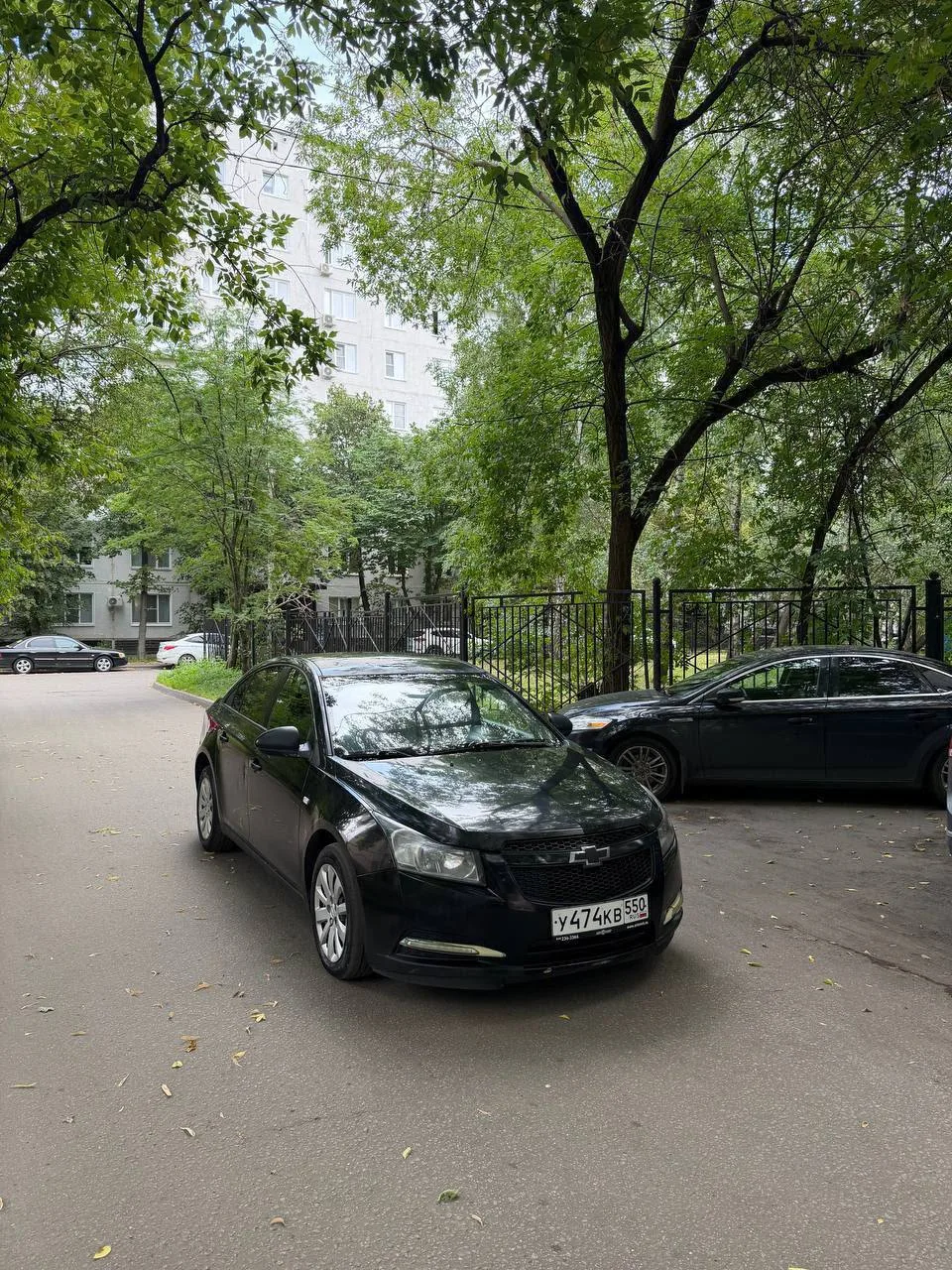 Chevrolet CRUZE 
2012 года 1.6 АВТОМАТ
 
БЕЗ ОКРАСА 

ПТС оригинал 1 владелец 
2-х зонный климат-кон