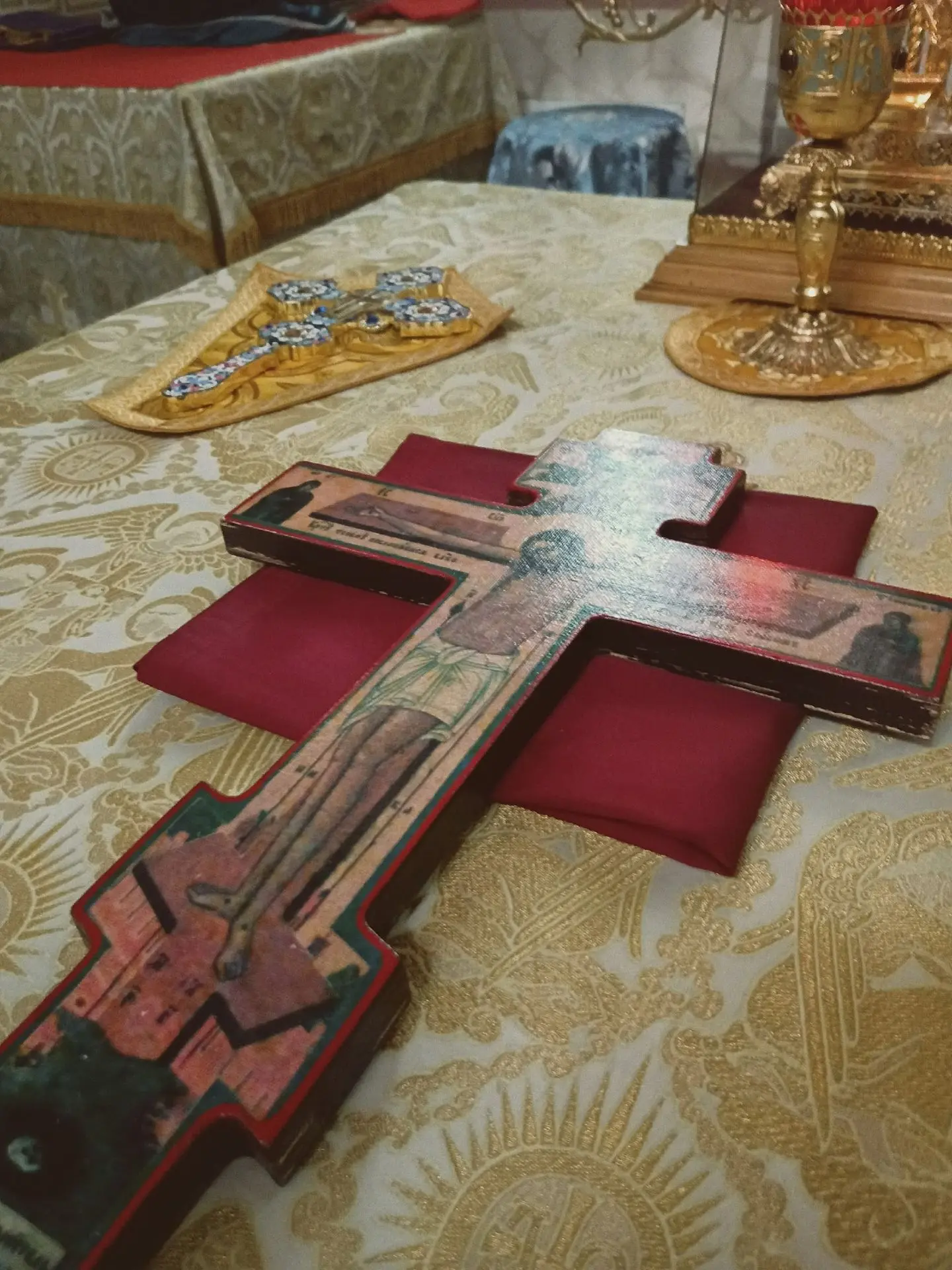 «Нет другого ключа, который бы отверзал врата в Царство Божие, кроме Креста Христова».