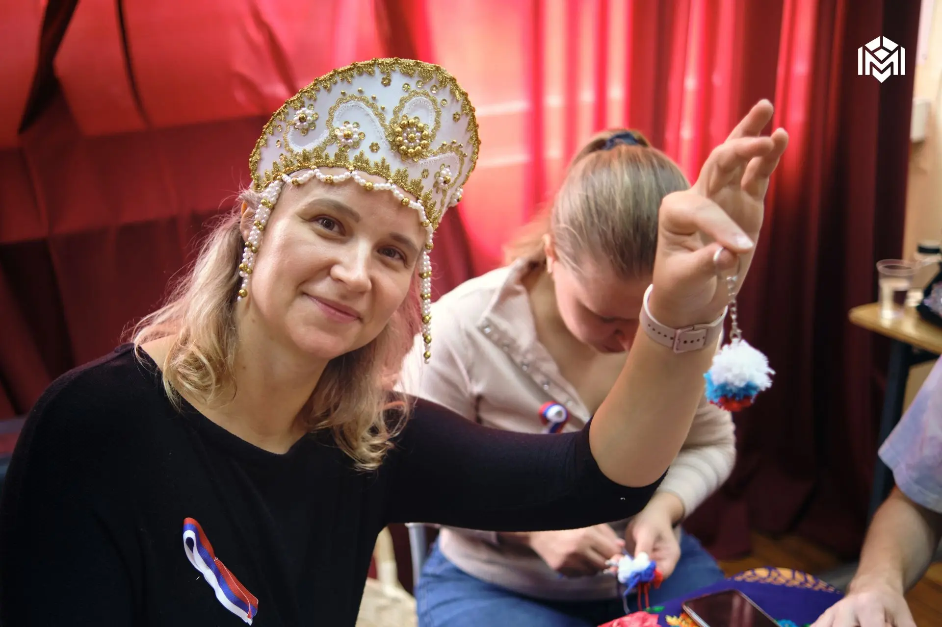 В Доме молодёжи «Купчино» состоялось торжественное мероприятие «Один флаг — одна страна...