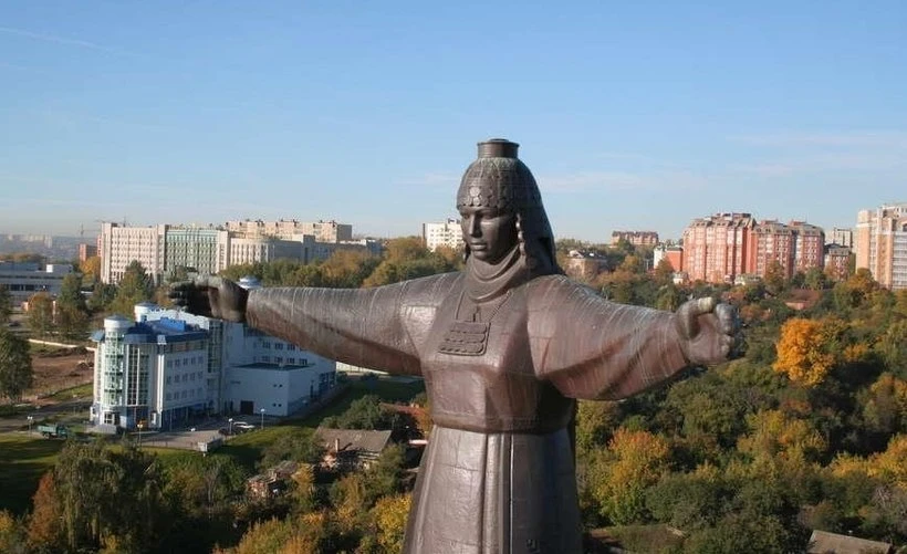 По социально-экономическому положению Чувашия на 49 месте в РФ.
За год республика поднялась сразу на