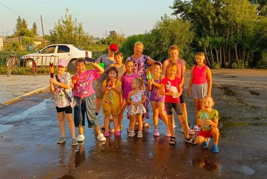 Остров мокрых друзей!

Сегодня на площади Славянского Дома культуры введён режим максимальной прохла