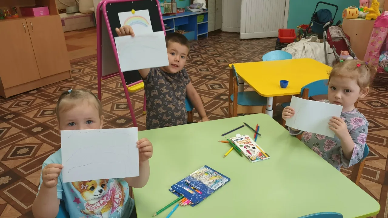 Сегодня 20.072026г у нас началась неделя "Что хочу, то и творю" и первый день недели "День Радуги".

