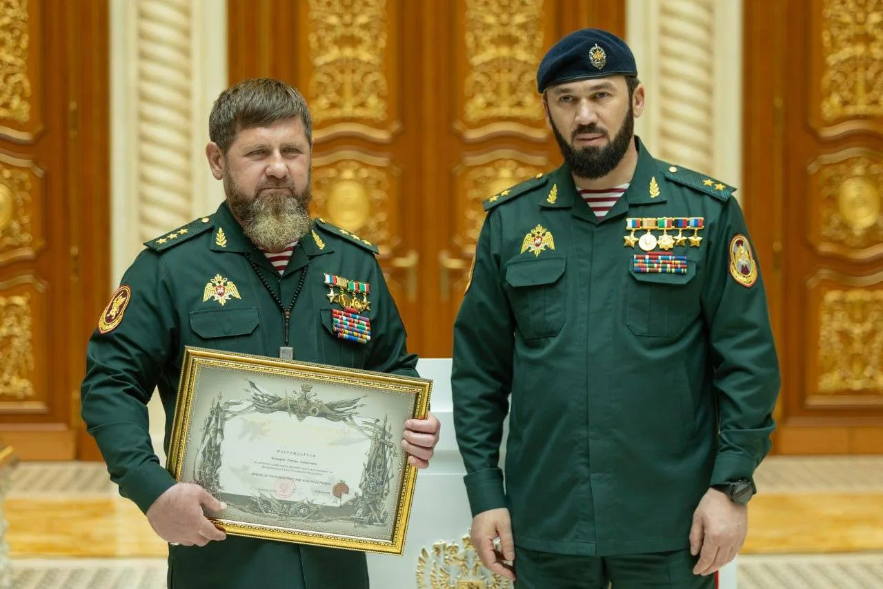 От имени профессорско-преподавательского состава, студентов ЧГУ им. А.А. Кадырова и от себя лично вы