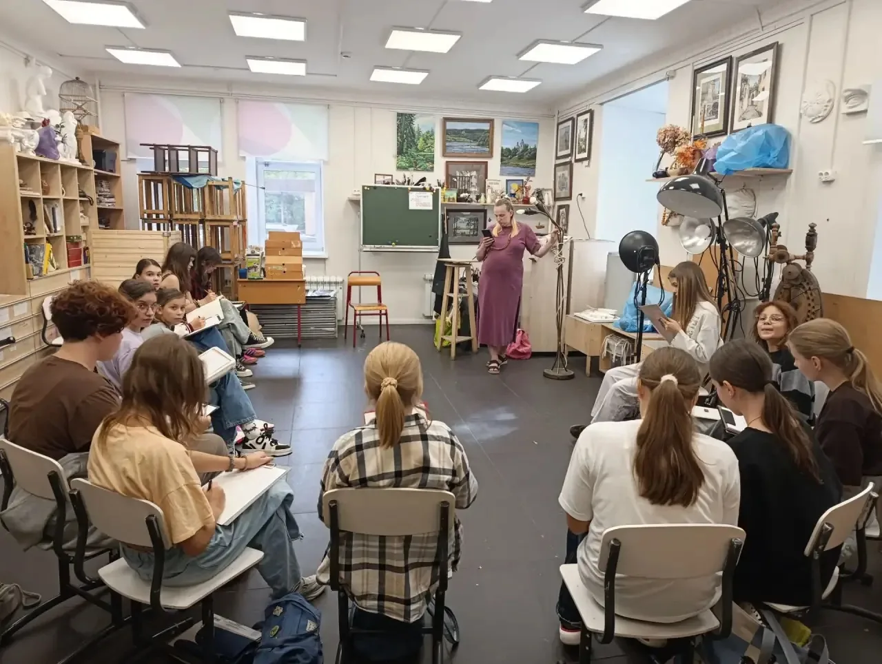В преддверии начала учебного года учащимся нашей школы на 7-й Парковой 28 выпала редкая...