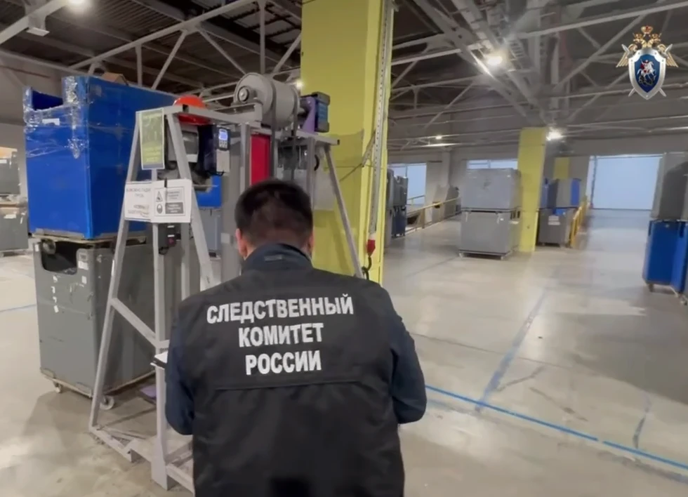 Пострадавшая от падения паллет работница склада скончалась в больнице