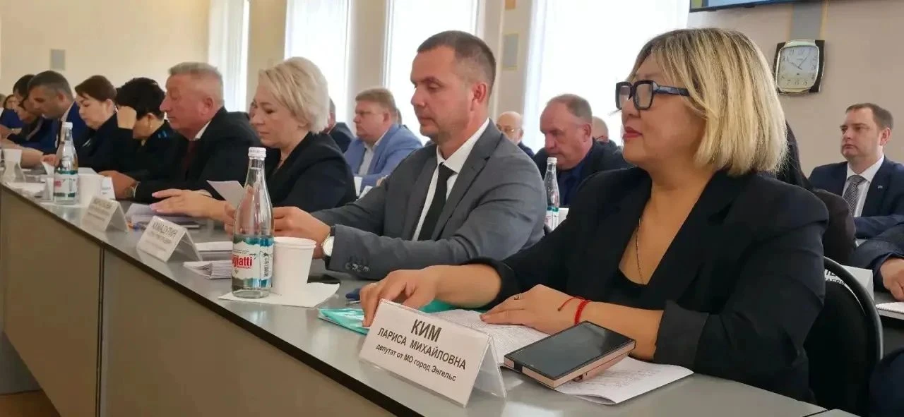 ▶️ Депутаты упразднили должности двух заместителей главы Энгельсского района