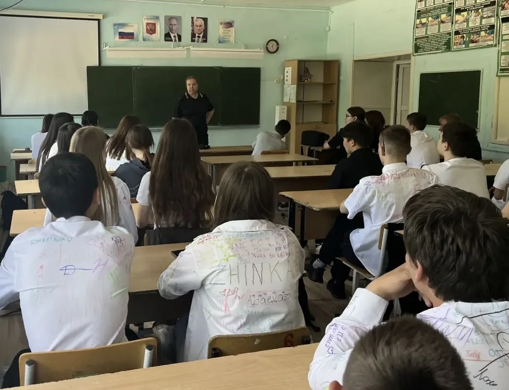 Сегодня в нашей школе состоялась встреча обучающихся 9х классов и старшего инспектора П...