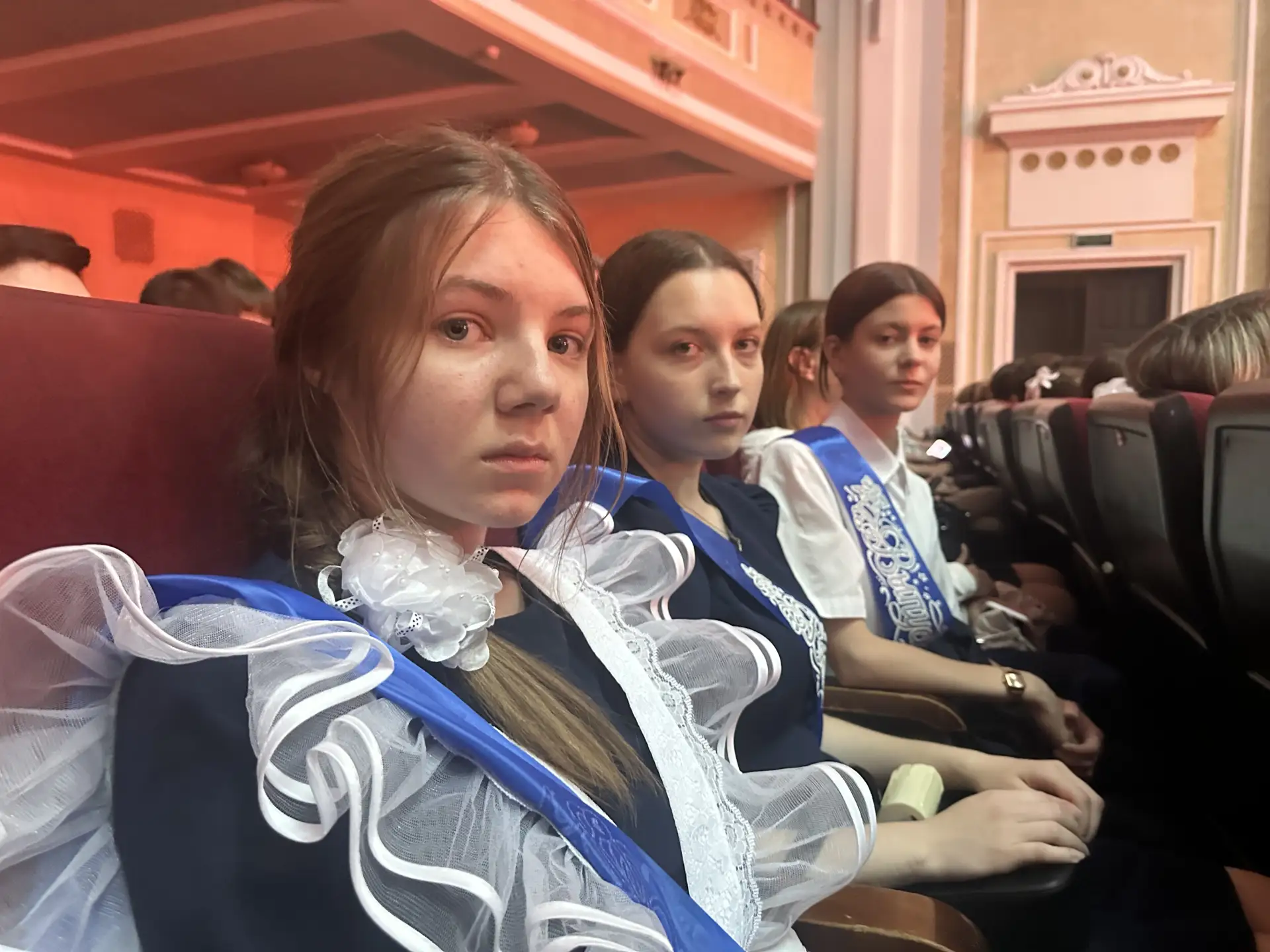 🕰️ Память поколений живет вечно.  

Наши выпускники 2026 года почтили память ровесников, ушедших на