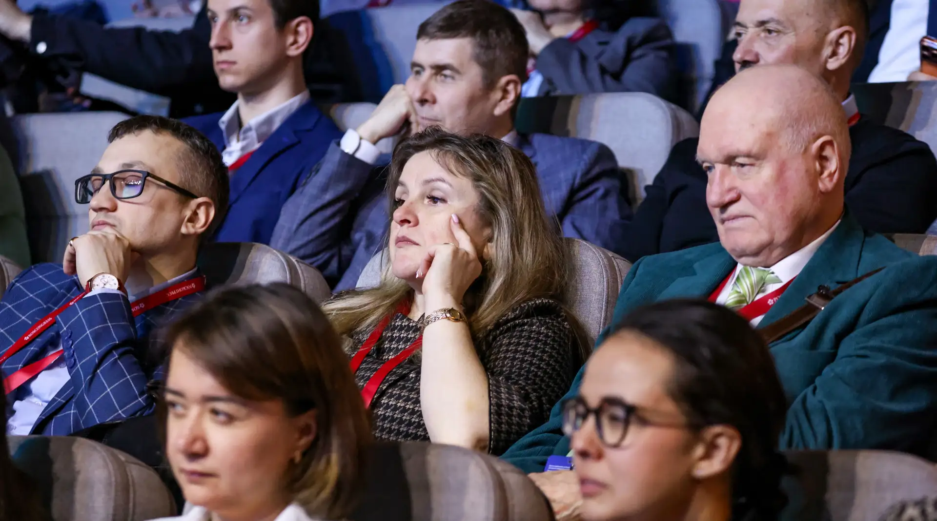 Поликлиника на запястье: фантазия или реальность?  Во второй день форума «Здоровое общество» прошла 