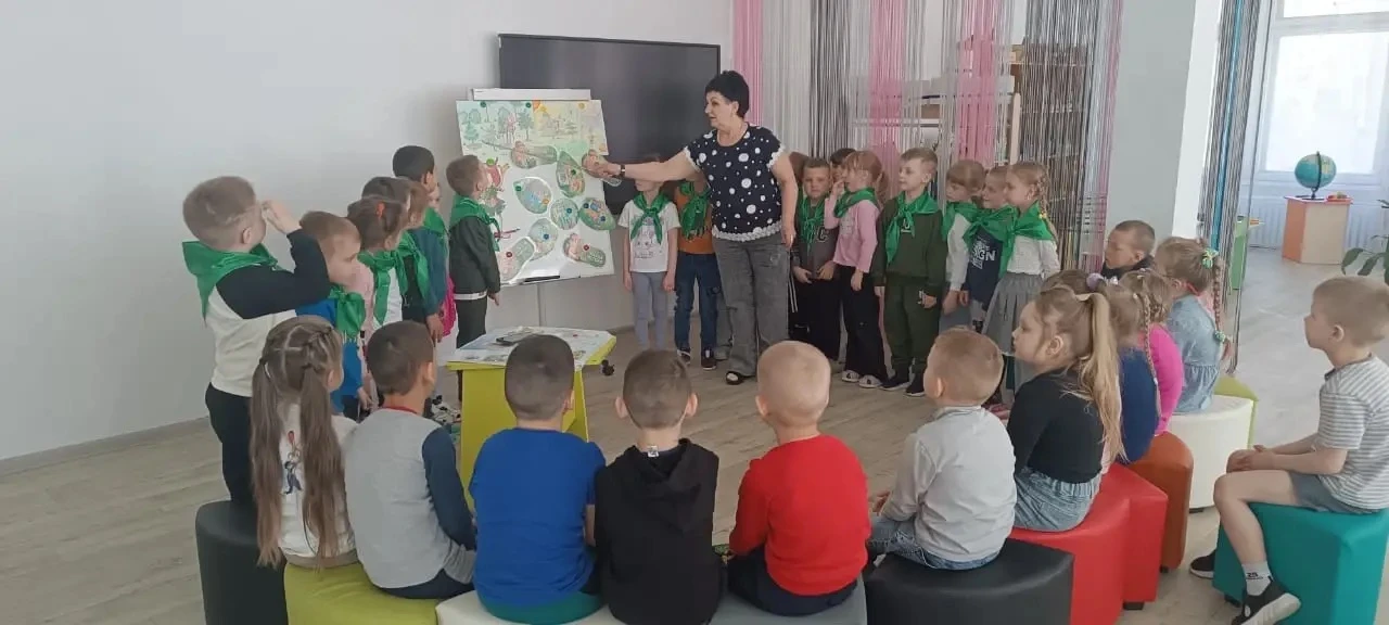 🍀 25 апреля — Всероссийский «День Эколят»! 🍀  Сегодня в нашей группе произошло по-настоящему знамена