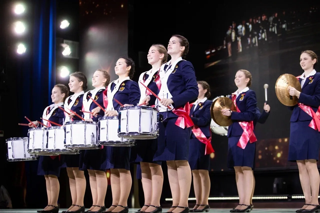 Выпускницы Московского кадетского корпуса «Пансион воспитанниц Министерства обороны Российской Федер