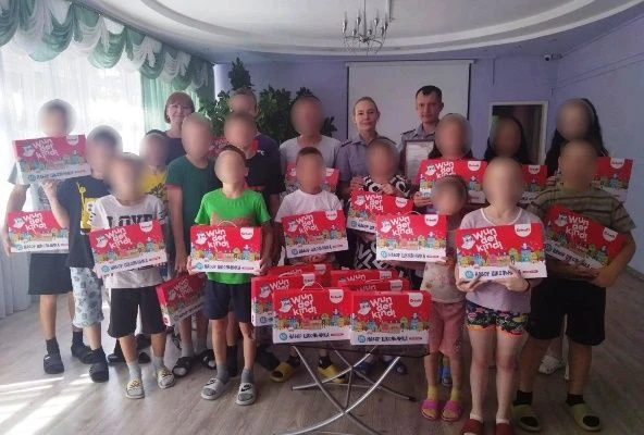 Традиционную благотворительную акцию «Помоги собраться в школу», посвященную Дню знаний...