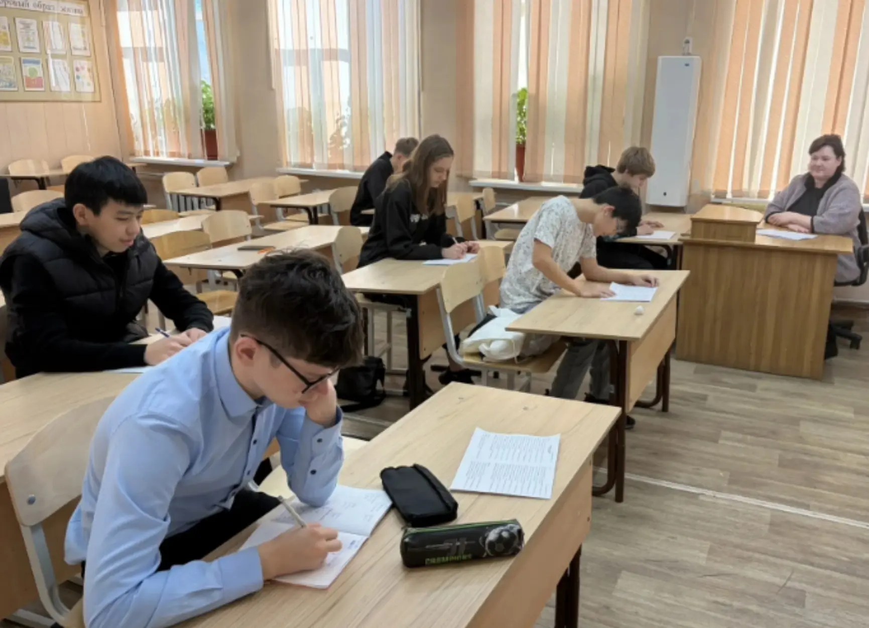 📚 Каникулы с пользой: готовимся к выпускным экзаменам!

Традиционно в дни каникул в нашей школе про