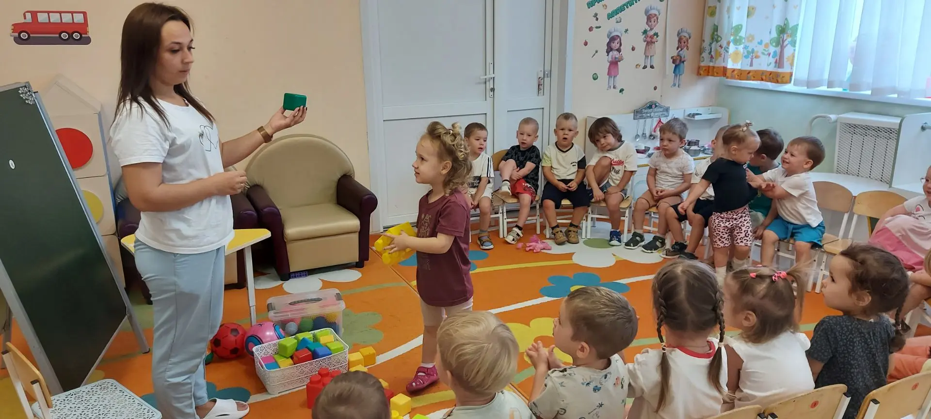 Первые шаги в математике: как «Аистята» учили «большой» и «маленький»