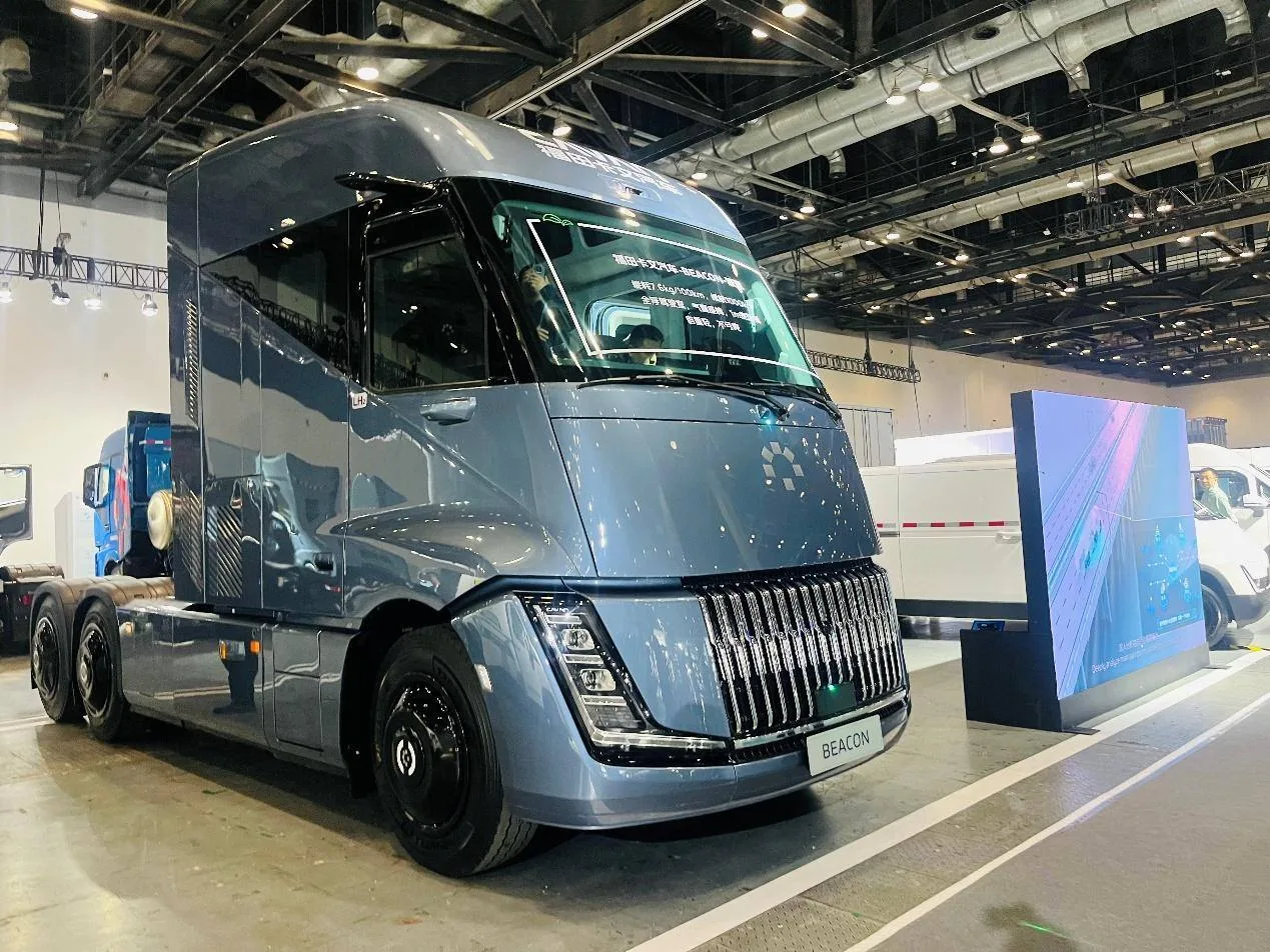 FOTON покажет в Европе новый тяжёлый грузовик CAVAN BEACON