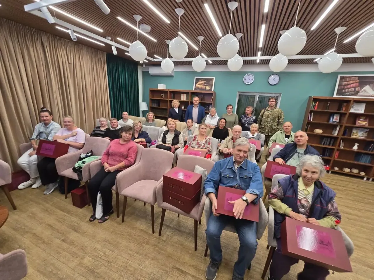 🎉 В Лианозово поздравили членов Всероссийского общества глухих со 100-летним юбилеем