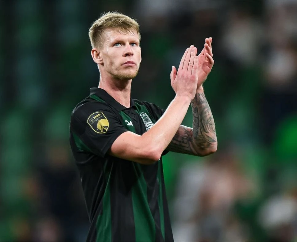 🖤💚Виталий Стежко арендован «Уралом»