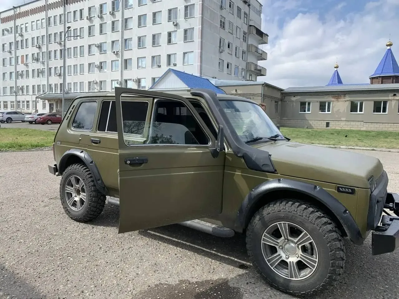 Медики Ставрополья передали гуманитарную помощь бойцам СВО на передовую❤️