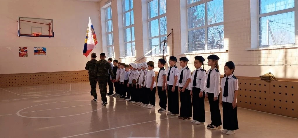 Сегодня орлята,