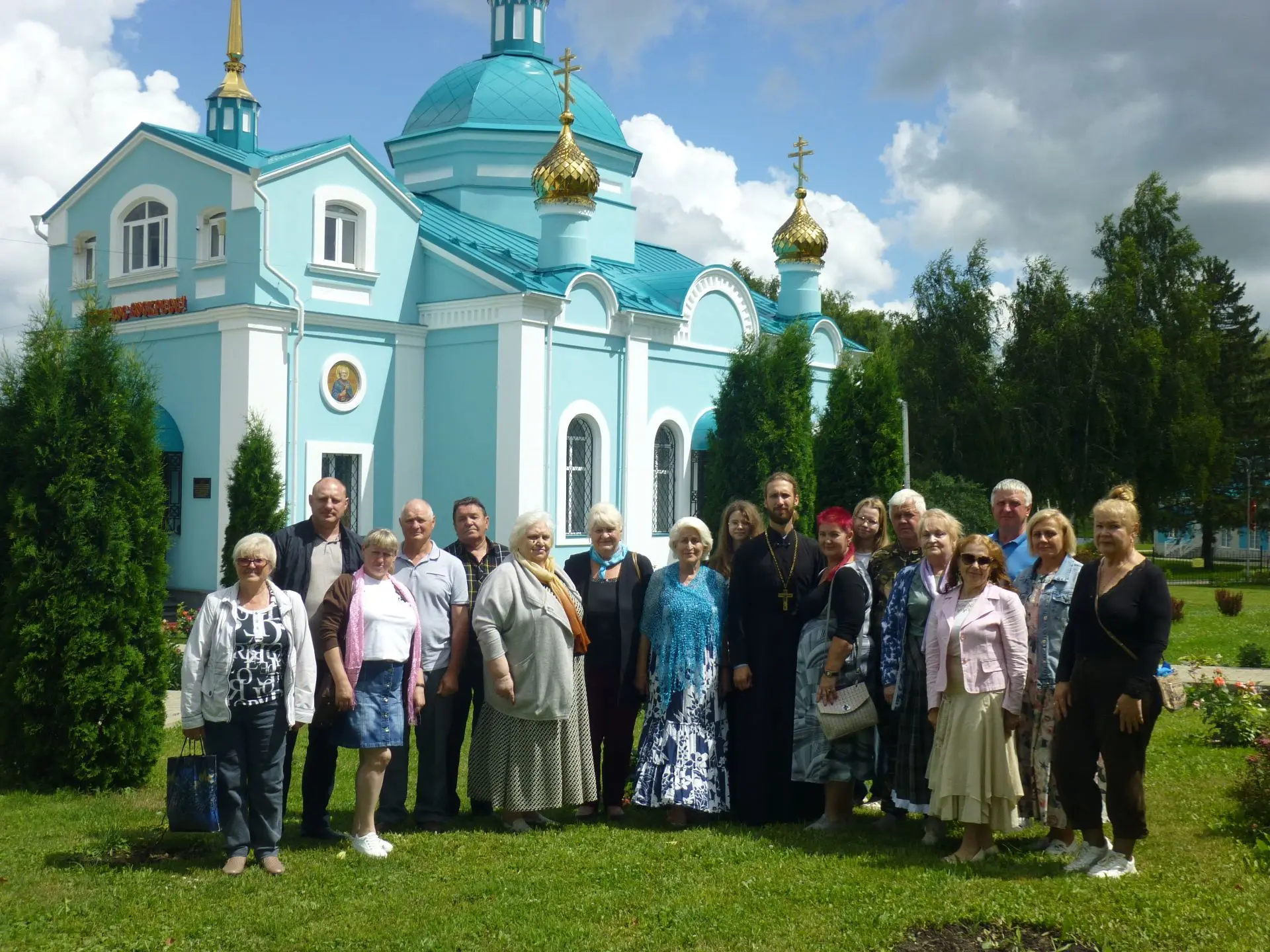 ⭐️ Экскурсия ветеранов института в деревню Ловчиково
 
🗓 5 июля группа ветеранов института посетила