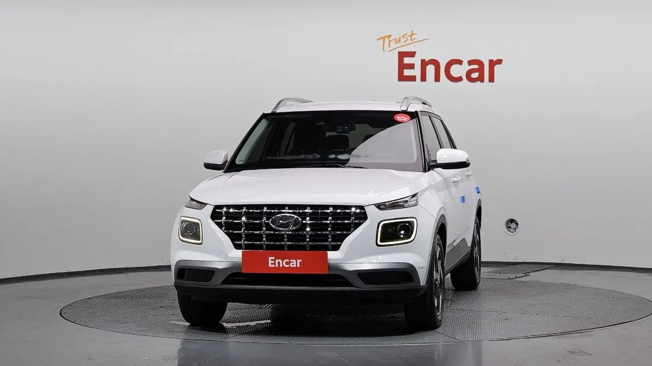 Hyundai Venue из Кореи! 🇰🇷

➖2022 Год выпуска 
➖Объем двигателя: 1.6 л
➖Трансмиссия: Вариатор     
