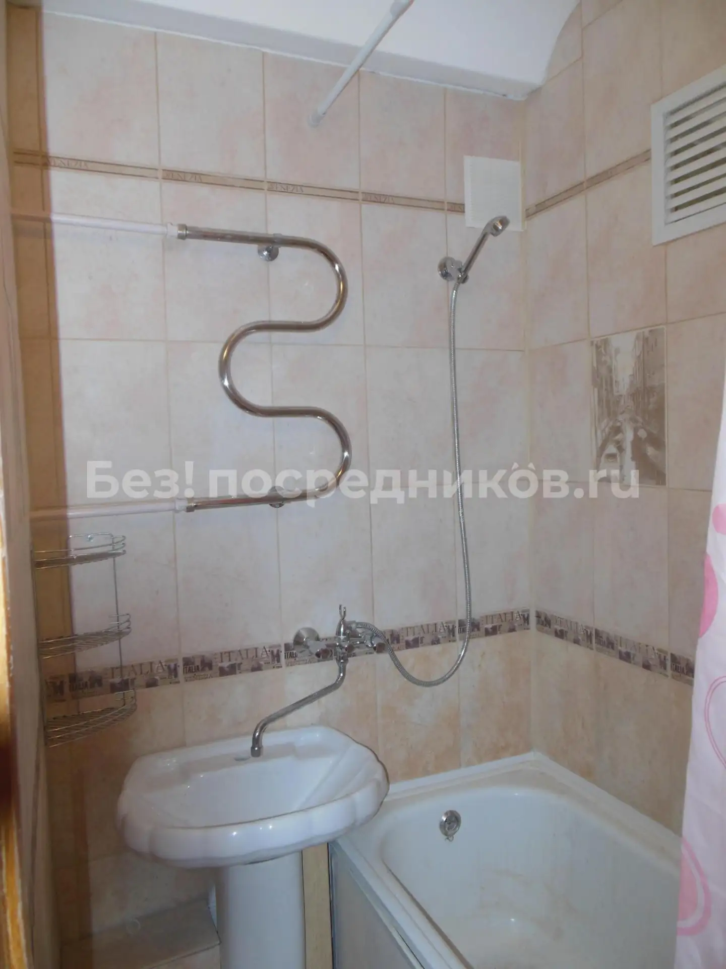Сдам без посредников: комната, 65м²
