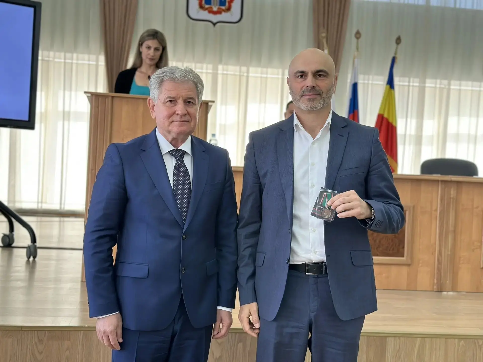 Депутаты горДумы награждены медалями за помощь СВО