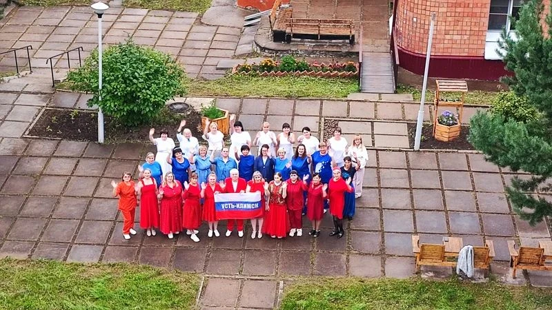 🇷🇺 В день безоблачный и ясный
