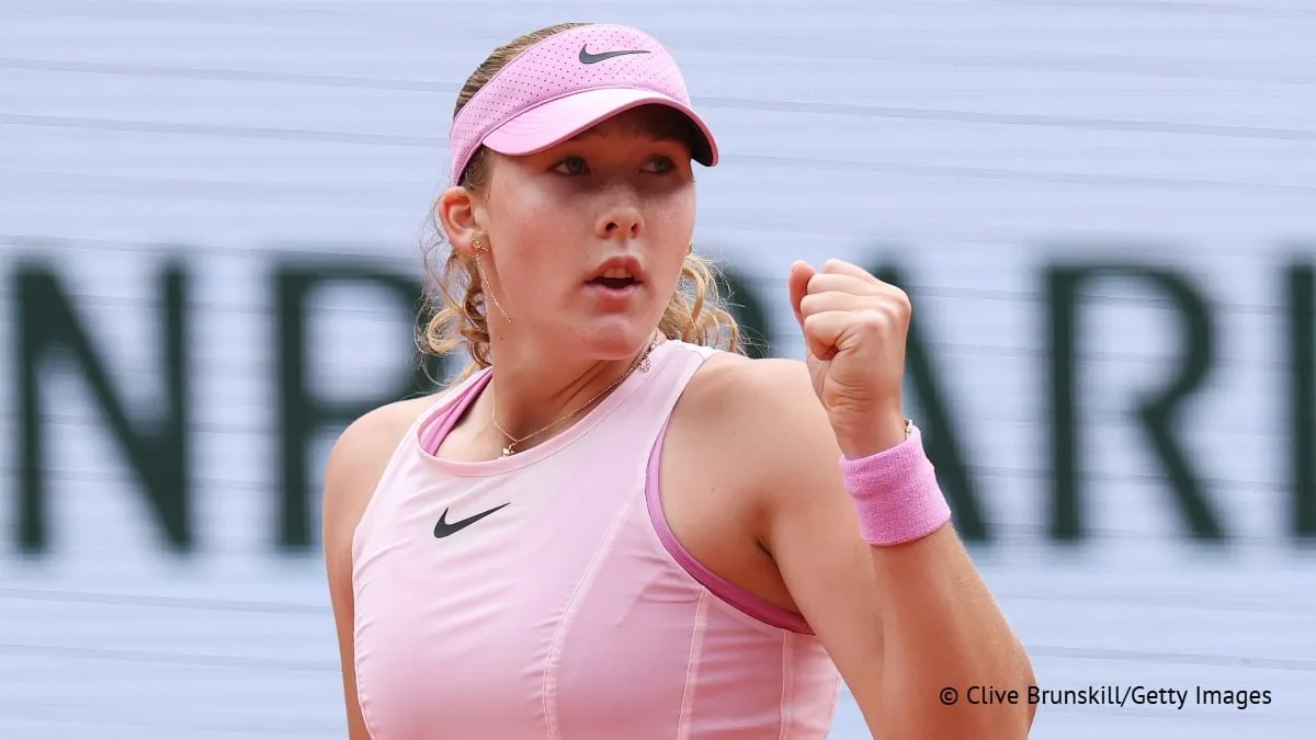 🏆 Мирра Андреева впервые вышла в четвертый круг US Open.