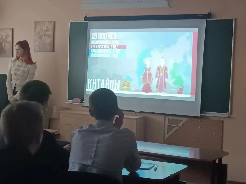 В школе прошла неформальная конференция «Почему важно сохранить культуру» 🖼️, посвящённая коренным м