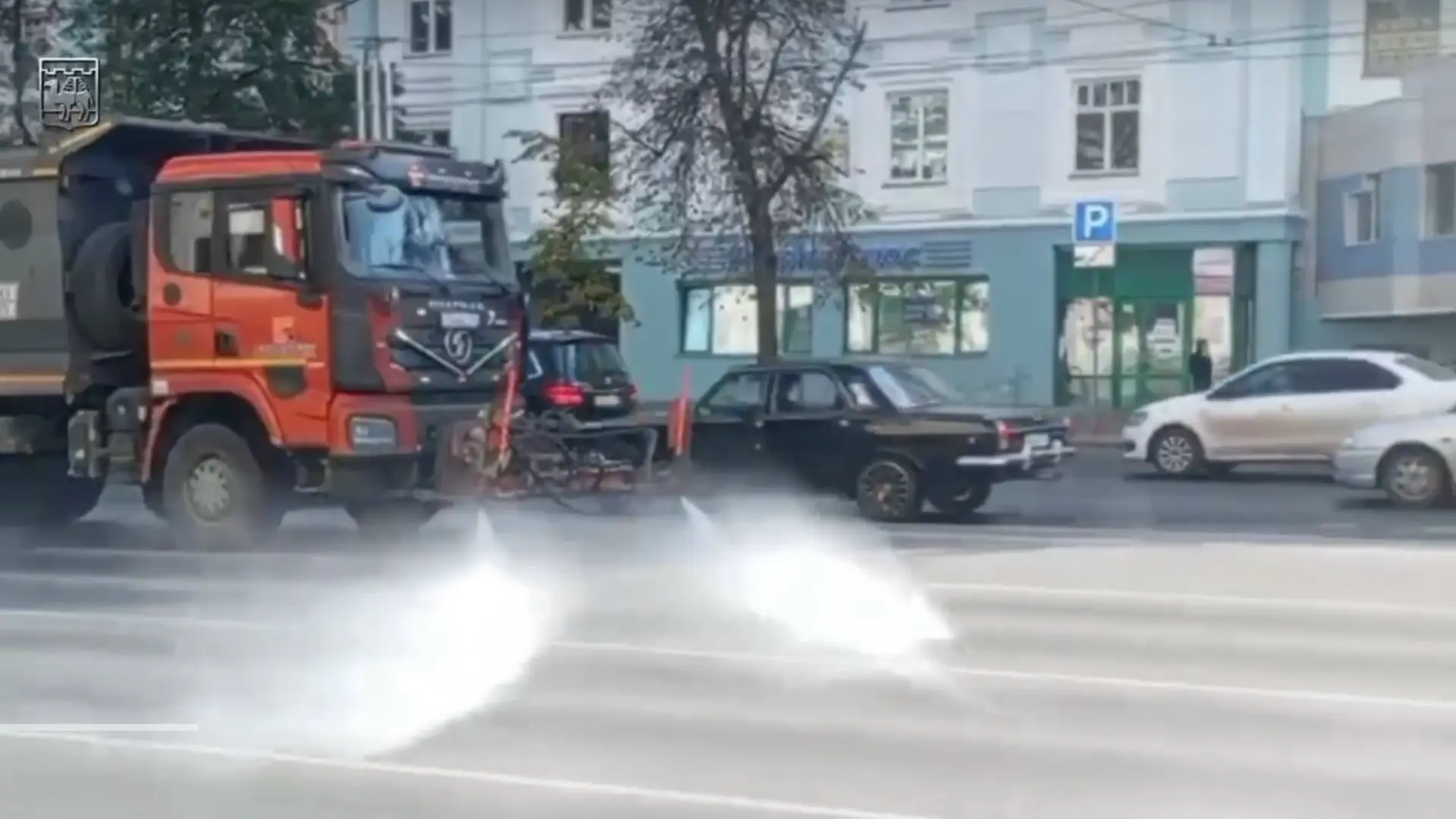 В Челябинске ожидают визит Владимира Путина. По данным СМИ, в городе уже расставили пос...