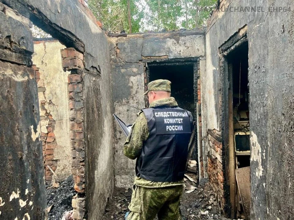 В Саратовской области при пожаре в частном доме погибла женщина