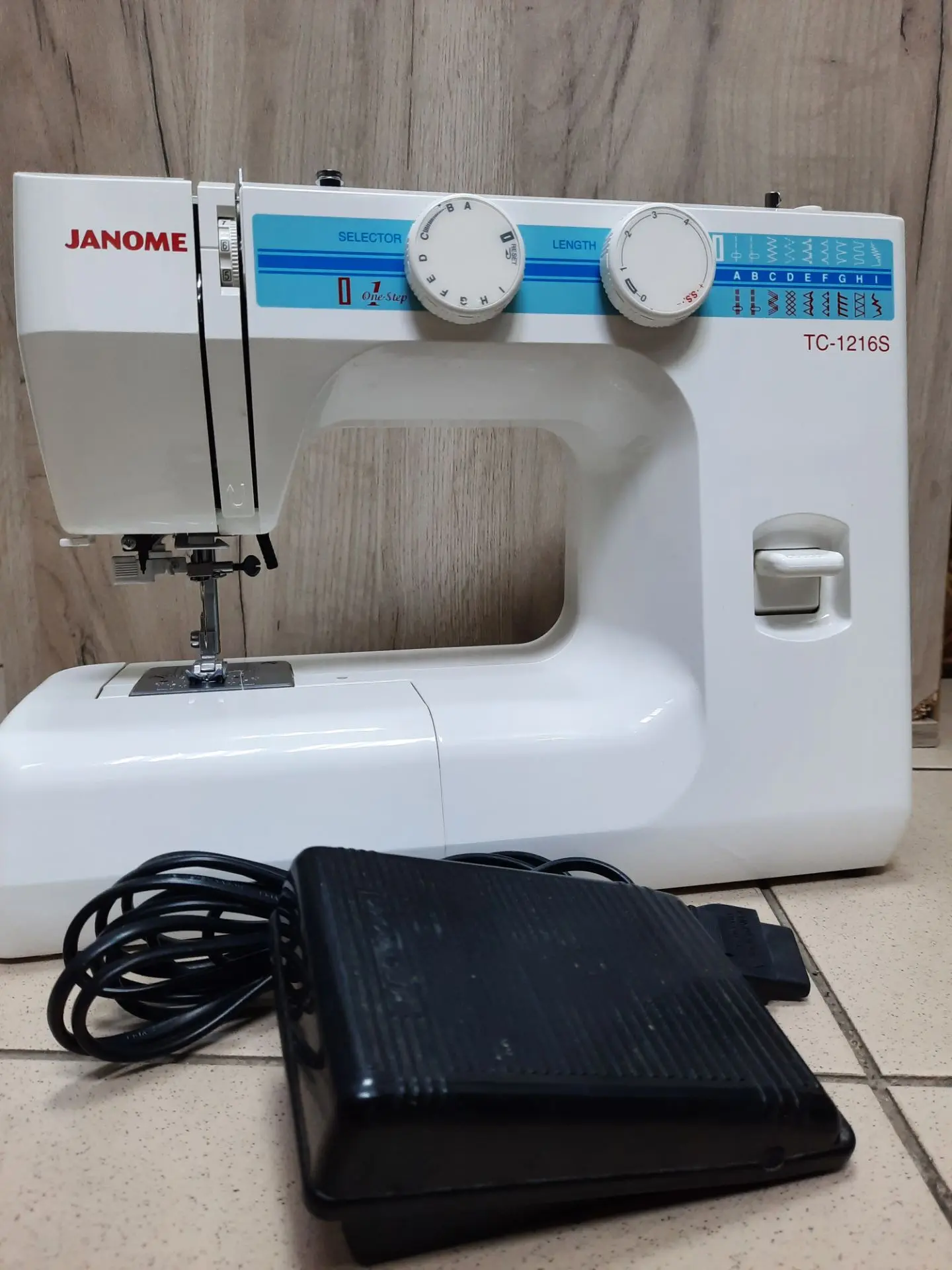 ✅ Швейная машинка Janome TC-1216s