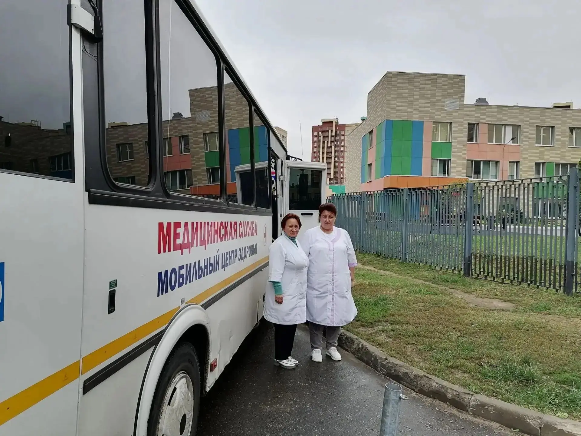 👩‍⚕️👨‍⚕️Люберецкие врачи побывали на избирательных участках в посёлке Мирный, где про...
