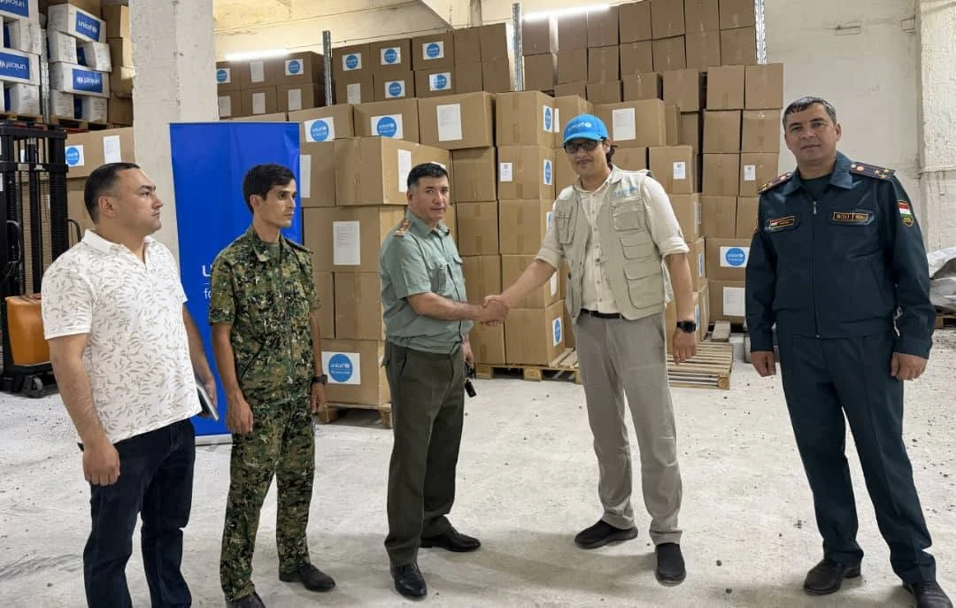 🇹🇯 Более тысячи наборов для пострадавших от стихии передала Россия через ЮНИСЕФ КЧС Таджикистана.

