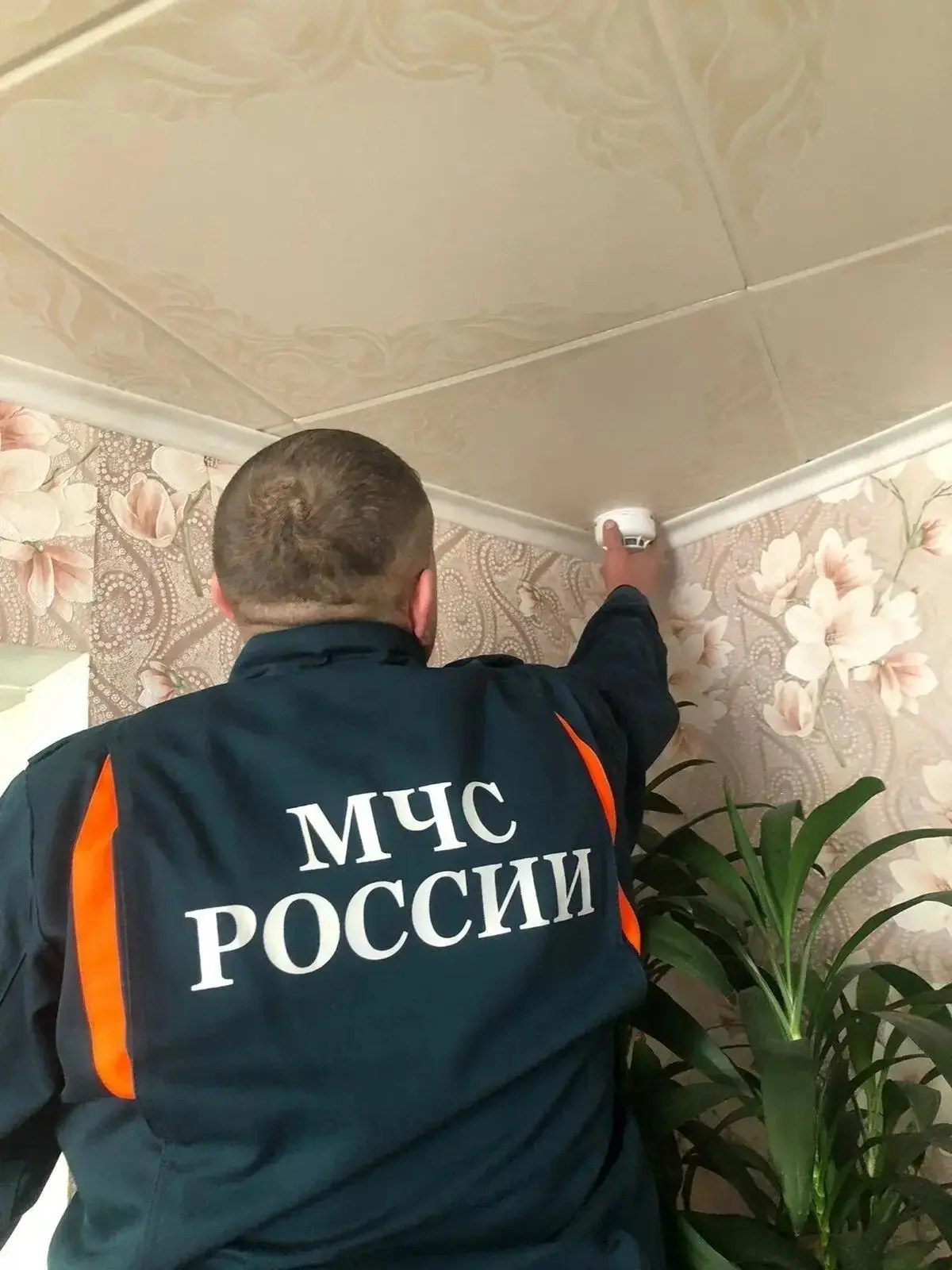 В Алтайском крае продолжают бесплатно устанавливать пожарные извещатели