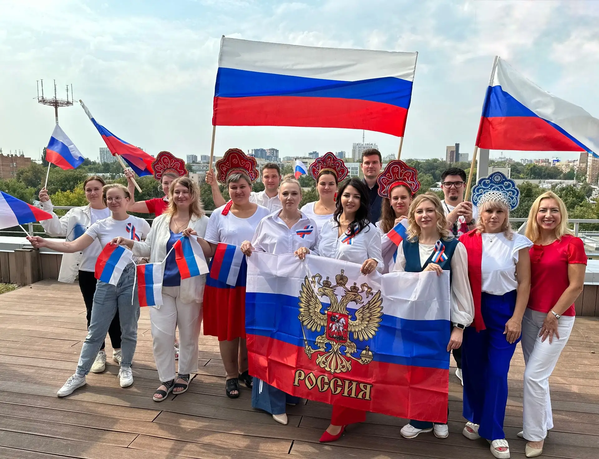 🇷🇺 Белый, синий, красный: 3 факта о нашем флаге, которых вы могли не знать!